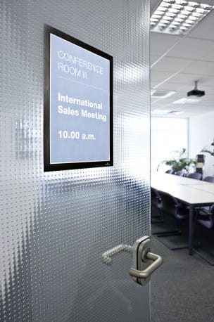 duraframe-a4-487201-durable (3).jpg