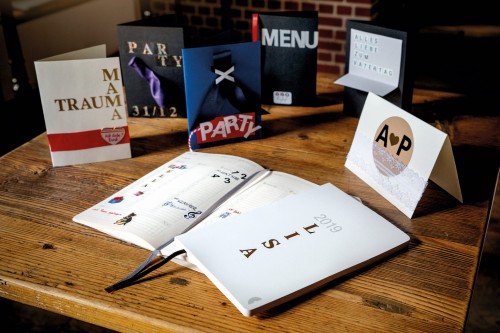 Naklejki Z Design - Litery czarne na białym tle (helvetica 26pkt./6,5mm) 2/120/240 - folia